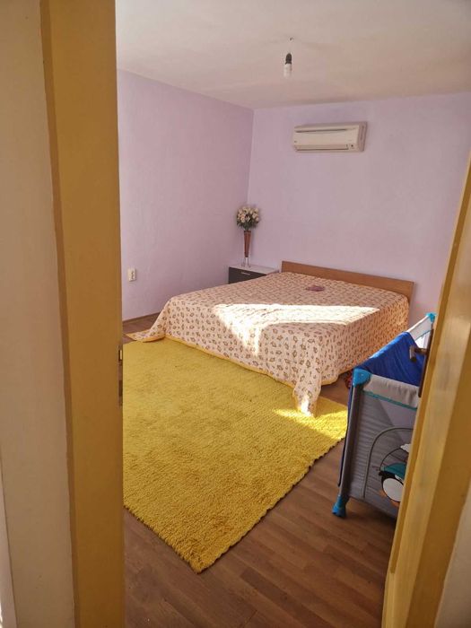 Реновирана Къща, Без Комисионна
Реновирана Къща, Без Комисионна