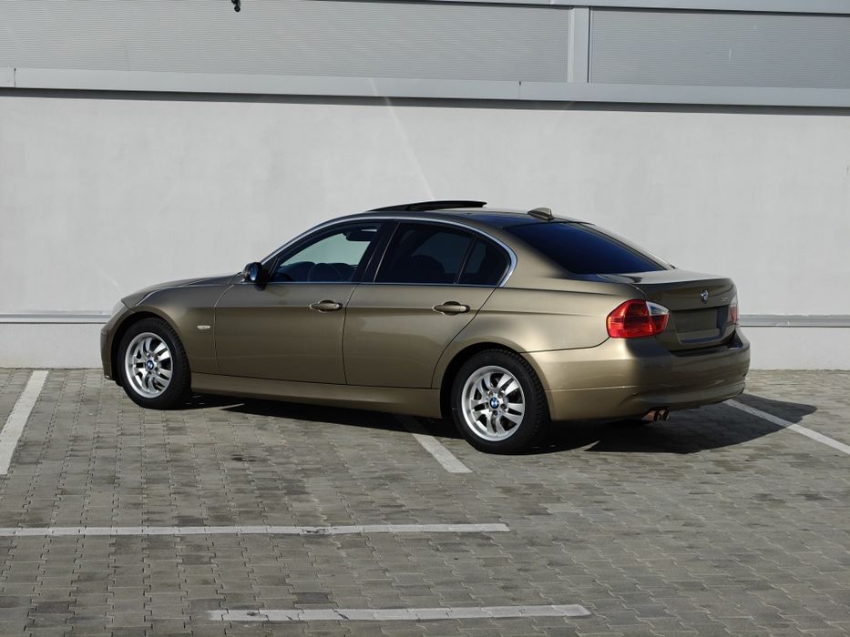 BMW E90 325i 2006