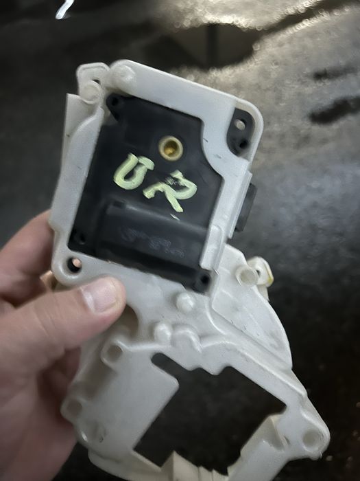 Серепривод печки субару