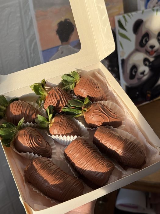 Продаётся свежая клбуника в шоколаде!