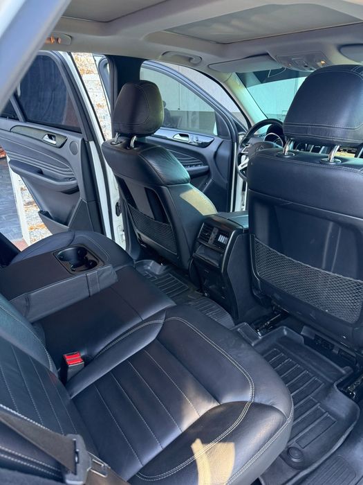 Vând-schimb Mercedes ML