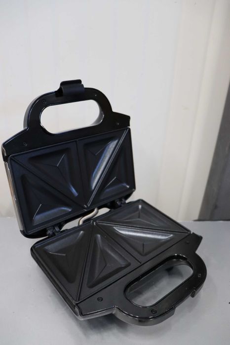 Уред за сандвичи Tefal Ultracompact SM155212, 700W, Незалепващи плочи