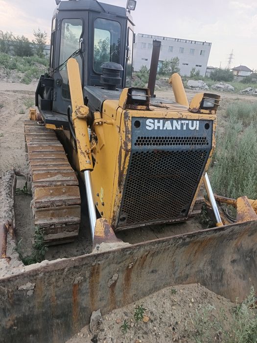 Shantui sd 16 бульдозер