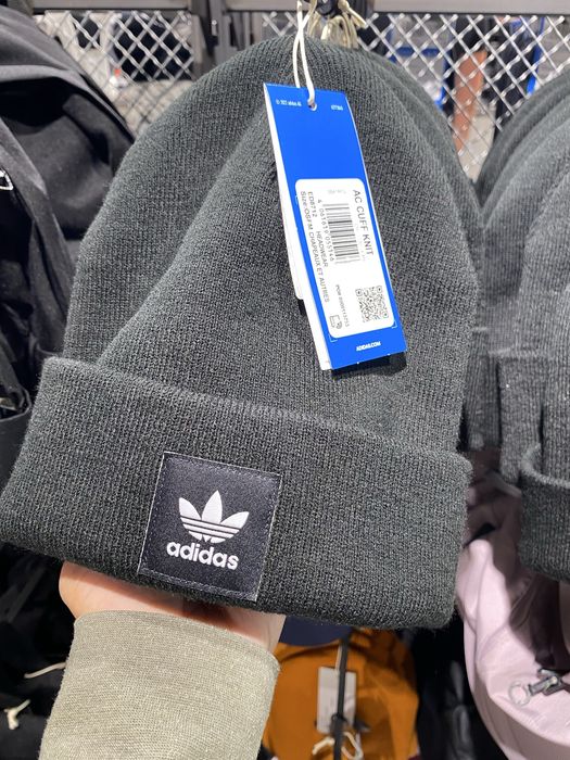 Adidas Caciula one size pentru femei  sai barbat