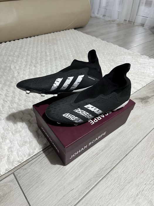 Ghete de fotbal Adidas Predator Freak.3