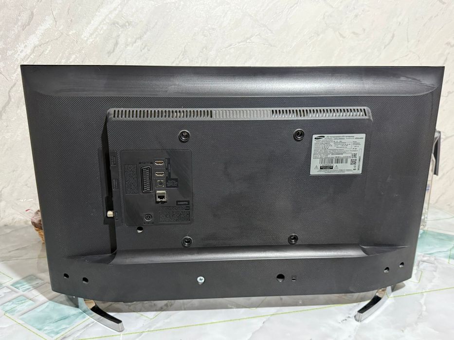 Продам телевизор samsung