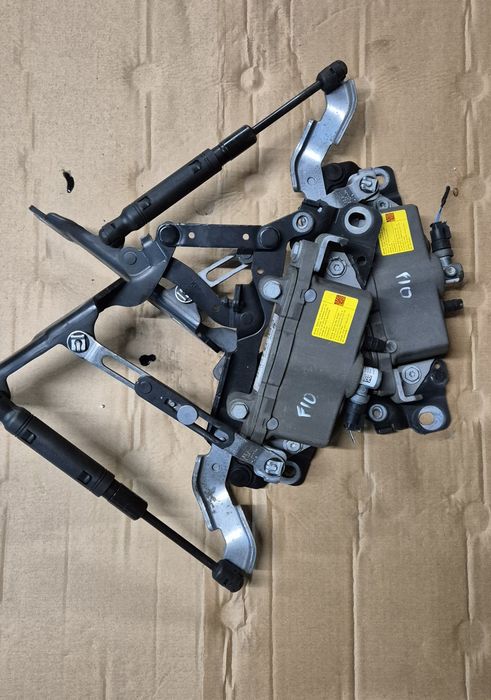 Balama/balamale capota cu capse pirotehnice bmw seria 5 f10 f11 2012