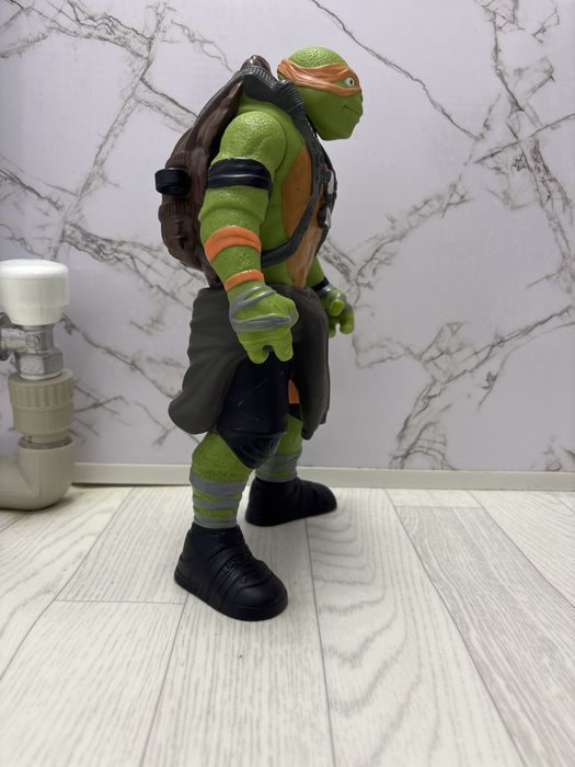 Игрушка черепашка нинзя