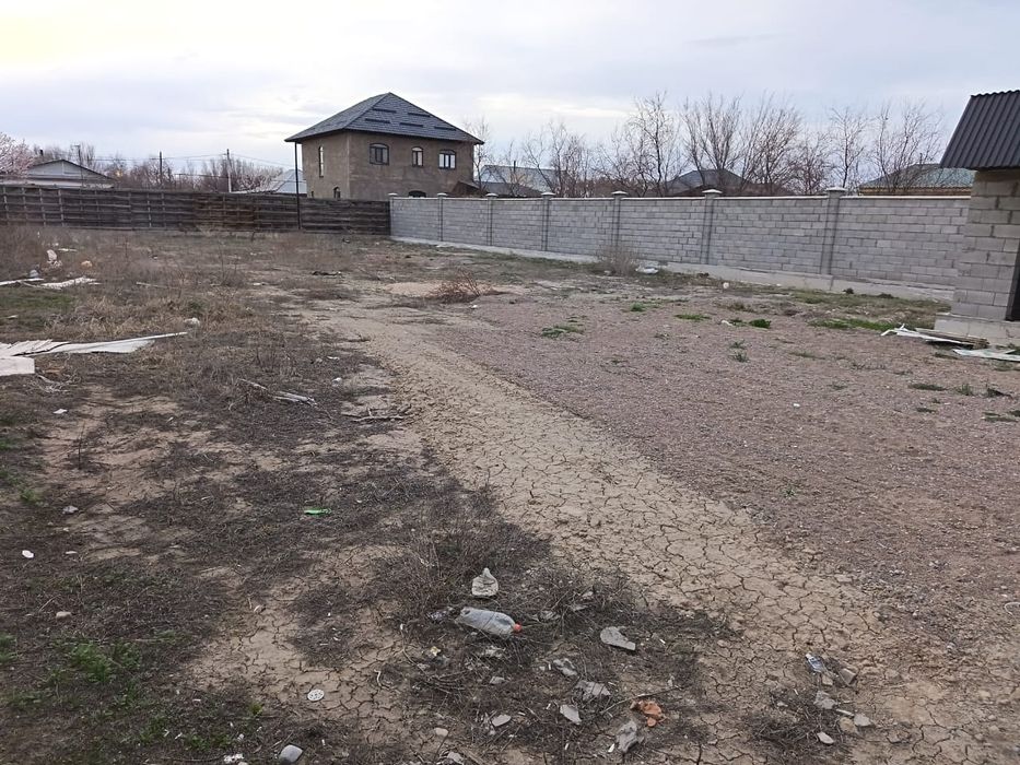 Участок огорожденный