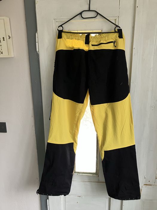 Pantaloni RevolutionRace