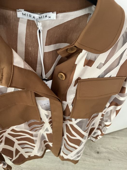 Риза/връхна дреха, размер М