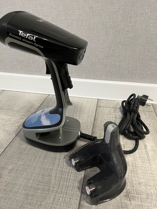 Уред за гладене с пара TEFAL Access Steam 2 in 1