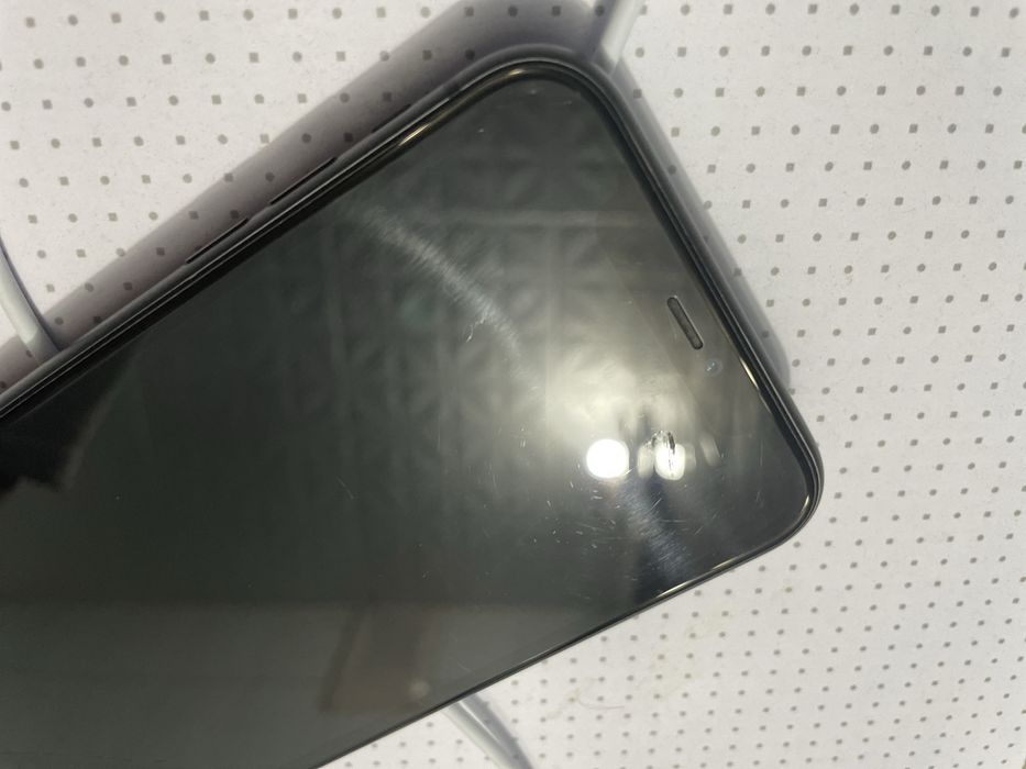 iPhone 11 64gb 90%