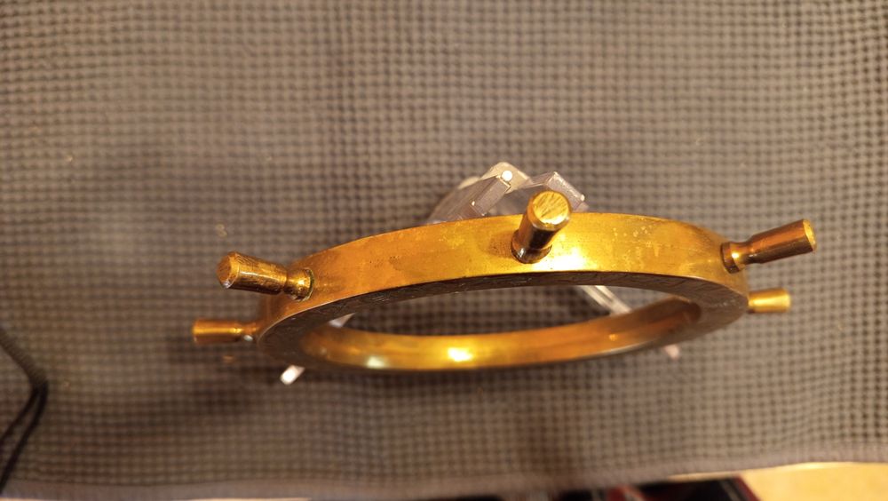 Месингови украси