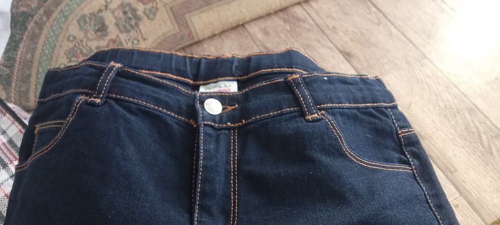 Джинсы для девушка