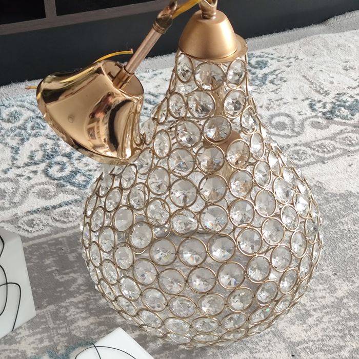 Люстры в хорошем качестве и состоянии