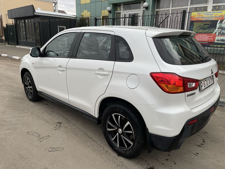 Автомобиль Mitsubishi ASX