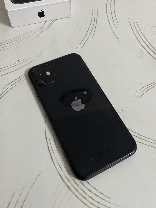 Продам Iphone 11 срочно!!!