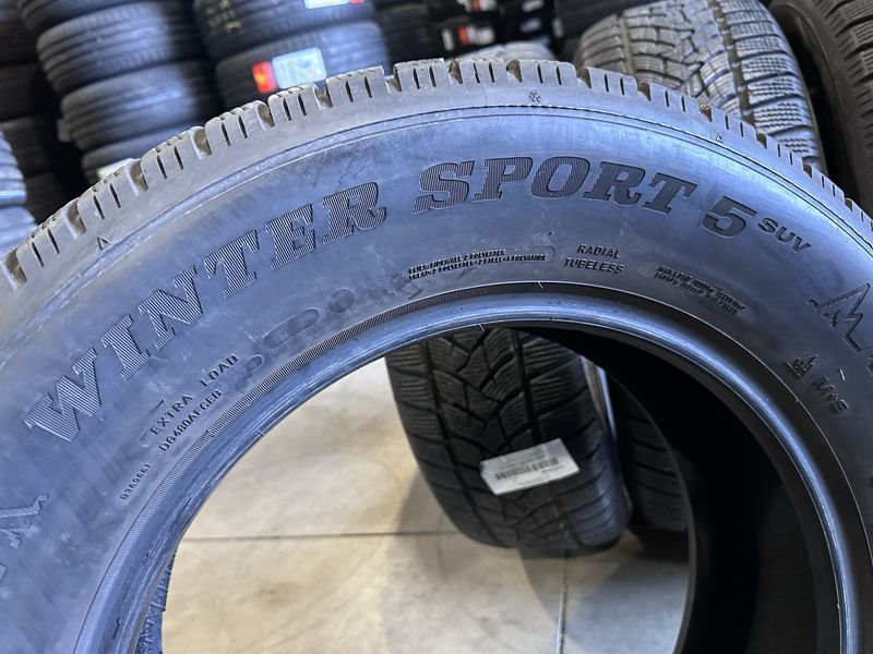 235/65/17 DUNLOP 4бр