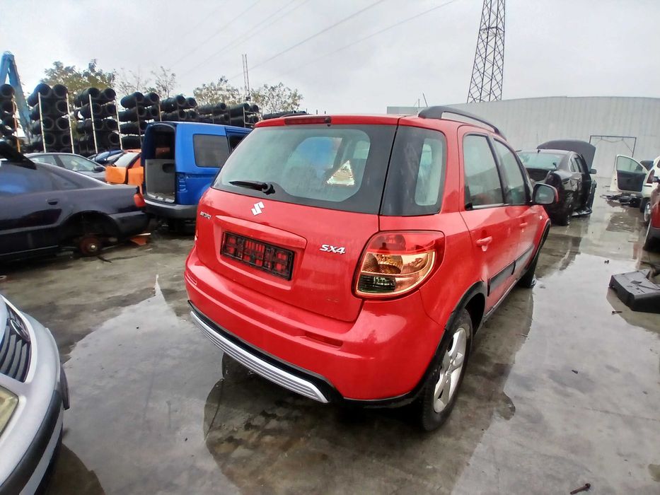 Dezmembrez suzuki sx4