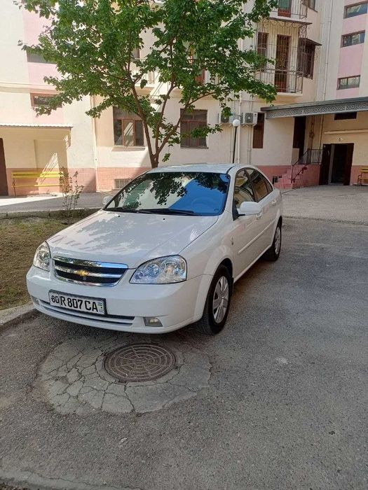 Other Lacetti / Gentra 2011