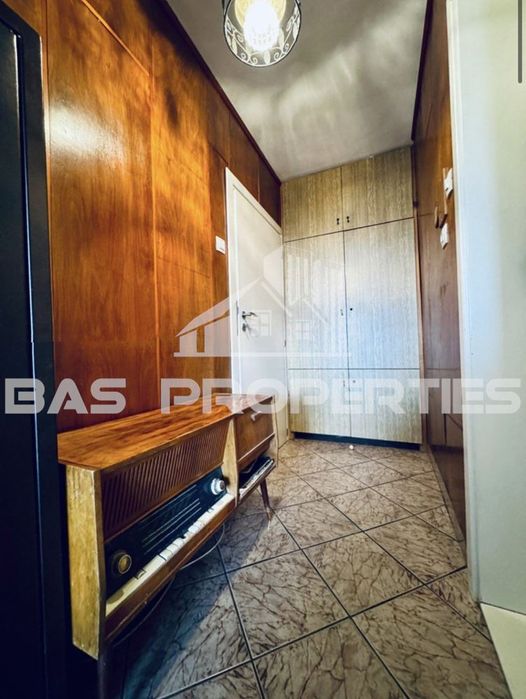 3-стаен в София-Младост 1 площ 96