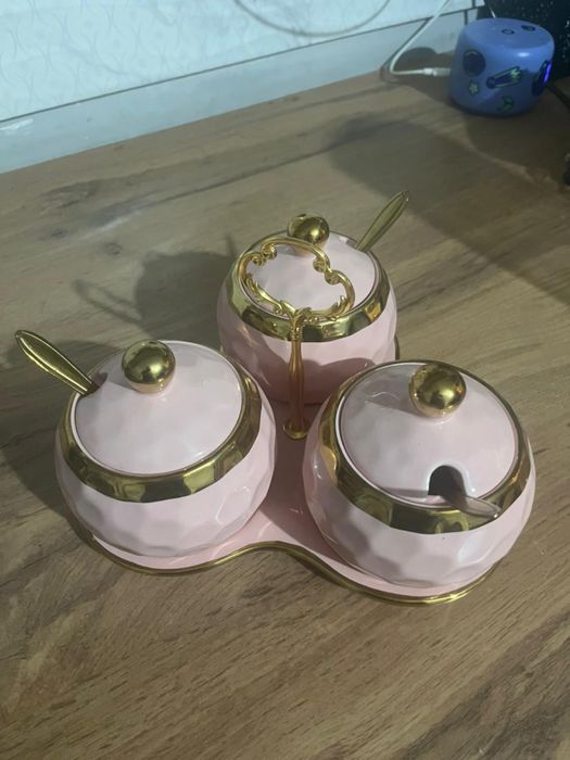 Продам отпариватель/посуду/соковыжималку