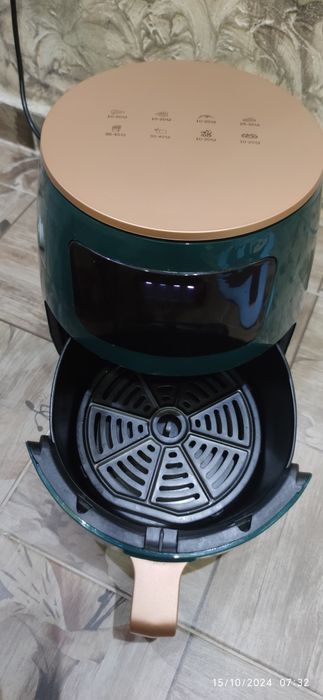 Продавам Air fryer