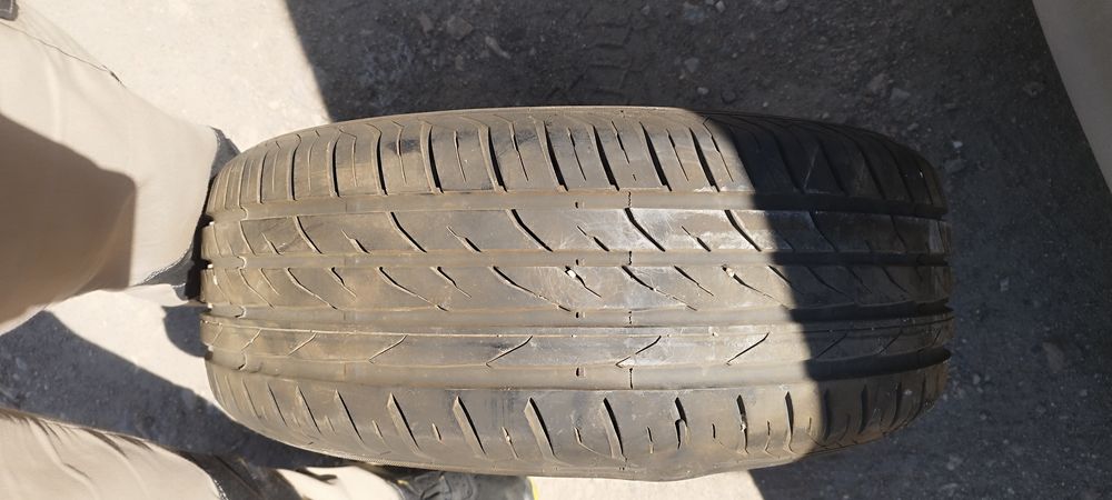 Резина лето 215/55 R17