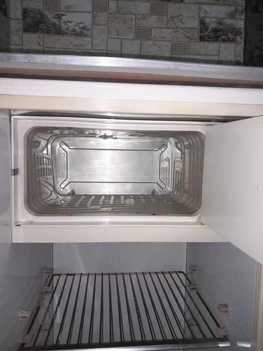 Продам холодильник.