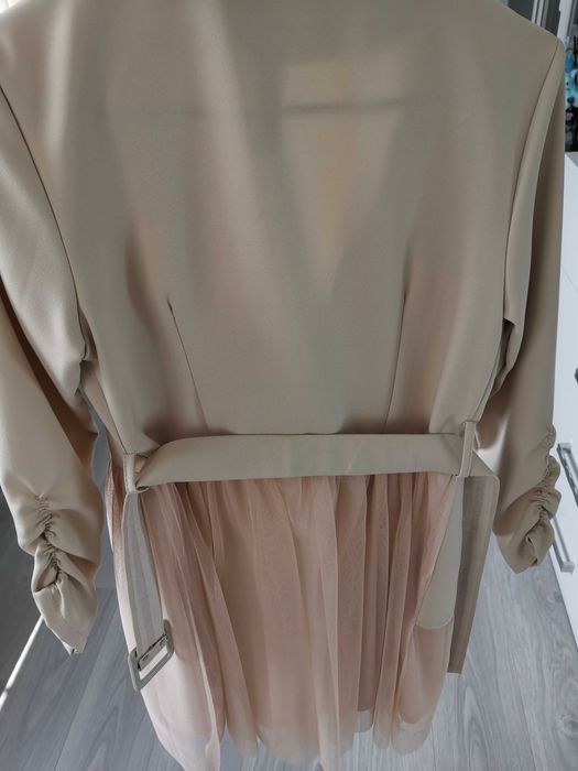 Интересна връхна дреха