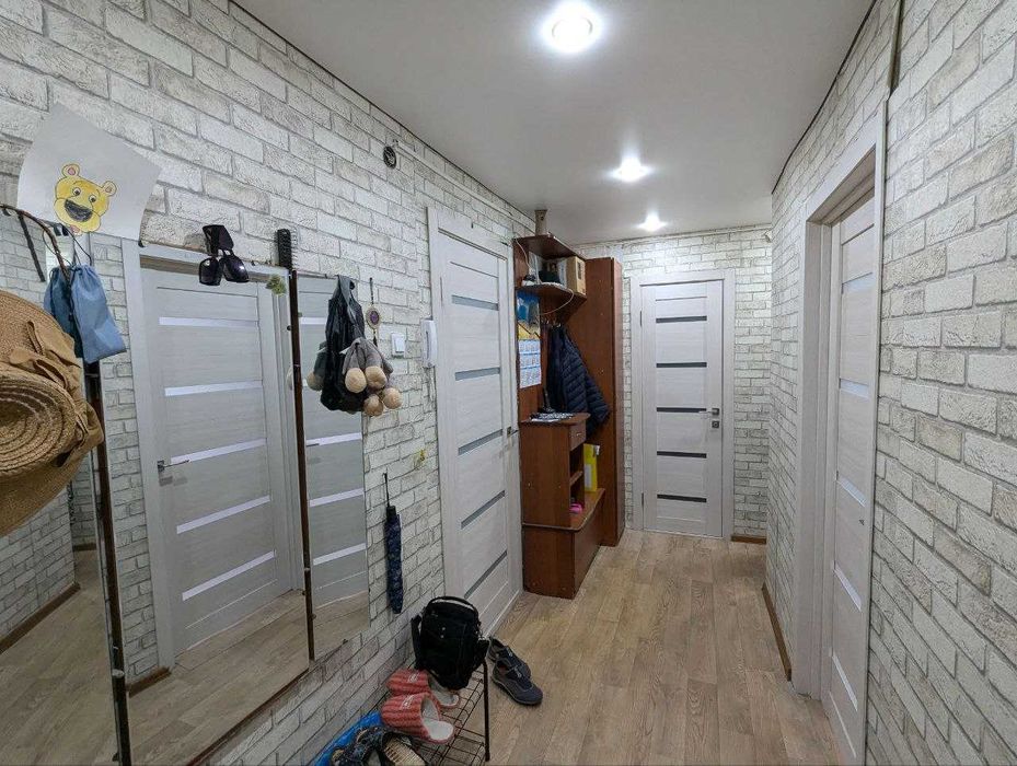 Продаётся 3- комнатная квартира