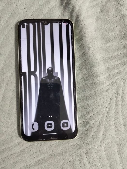 Продам Samsung A14 4/64 торг есть