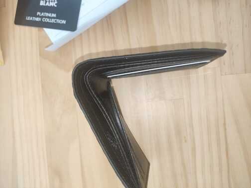 In stoc Portofel pentru bărbați piele Mont Blanc 28-09