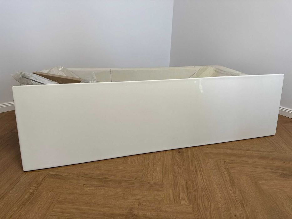 Cada baie 180x80 alba cu masca frontala si set scurgere
