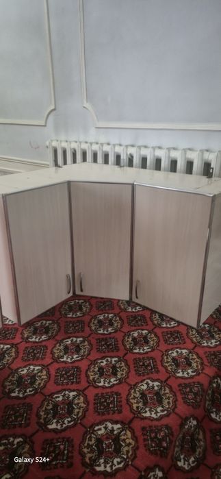 Quxinniy mebel raqavinaСостояние: Б/у