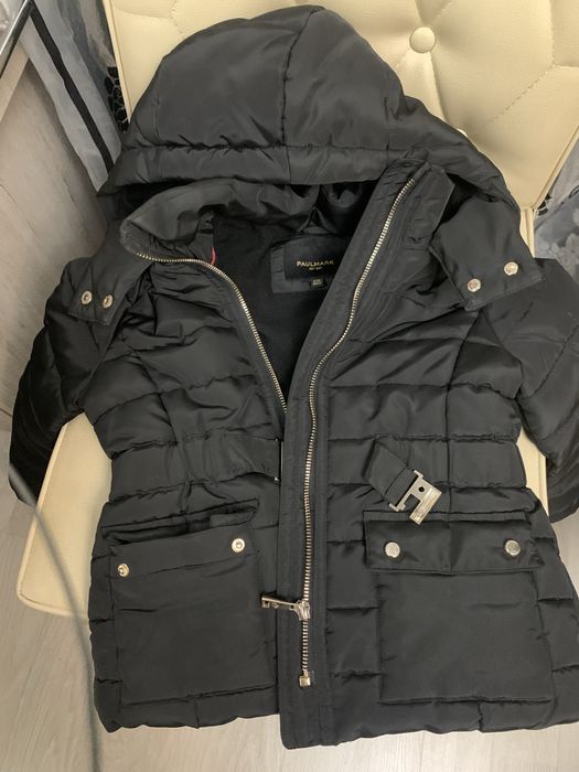 Продам куртки для девочки