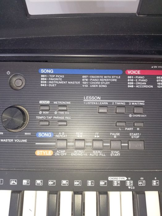 Yamaha PSR263 синтезатор