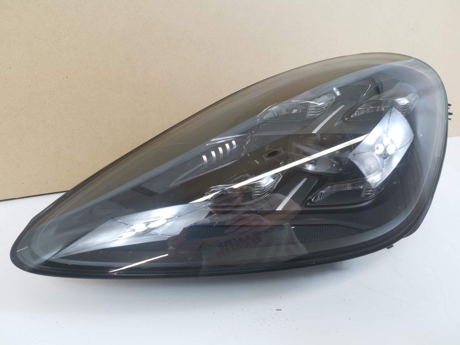 Порше Кайен 3 / Porsche Cayenne 3 9Y Ляв фар Full Led Matrix Porsche C