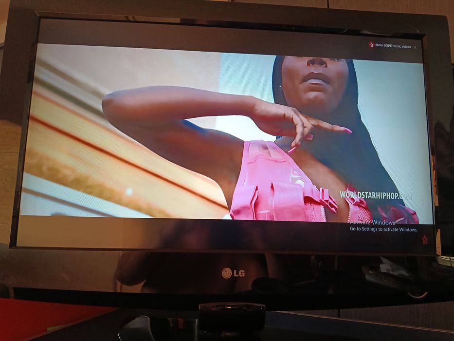 Lg 32 ..kkkkkuuu