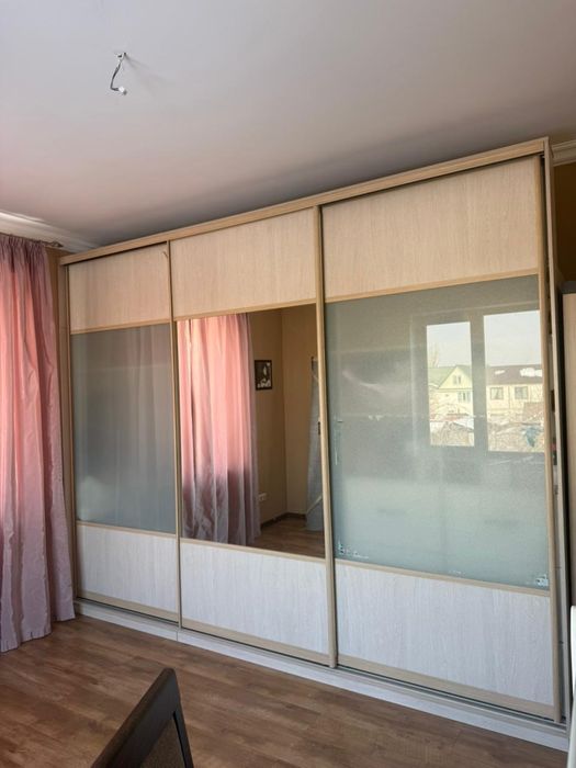 Продам шкаф-купе