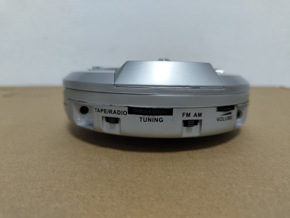 Radiocasetofon AM/FM Linette GBL-103 compact portabil