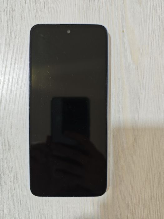 Xiaomi Redmi 12    Ideal holatda