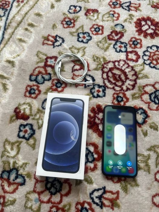 Iphone 12 продам
