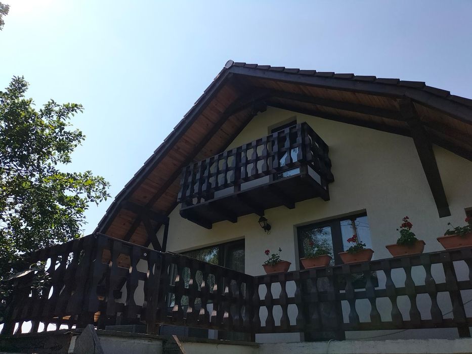 Cabana de inchiriat cu vedere superbaă