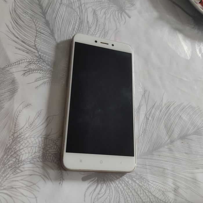 Телефон  redmi Xiaomi 4x