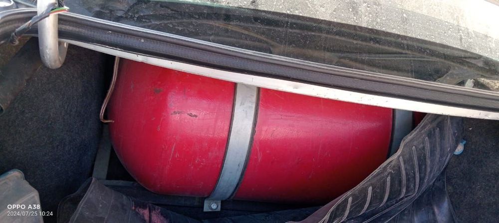 Ваз 2110 Мошина сотилади холати урта   эгасини номери  Шерали Полвон .