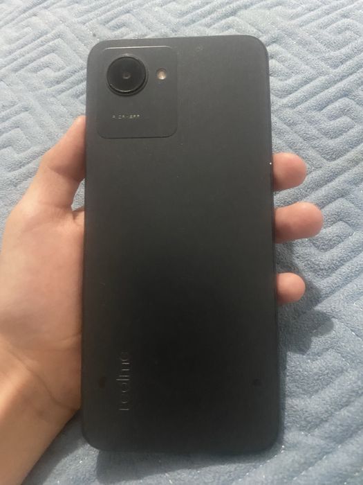 Продаестя телефон Realme C30c