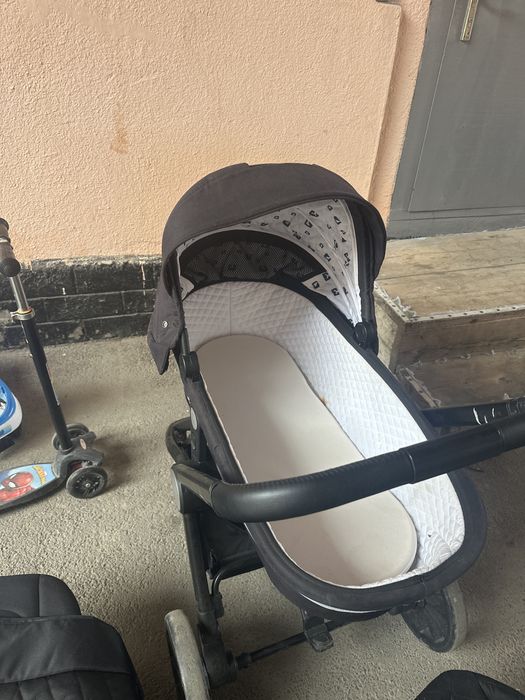 Детская коляска качественная