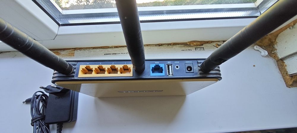 TP-Link WR1043ND wi-fi модем-роутер